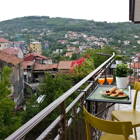 Borgo12 Bed & Breakfast Pimonte