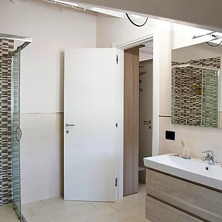 Borgo12 3* Pimonte